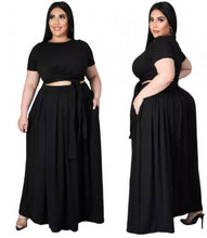 Load image into Gallery viewer, Plus Size 2 Piece Solid Color Short Sleeve Knot Skirt Set
